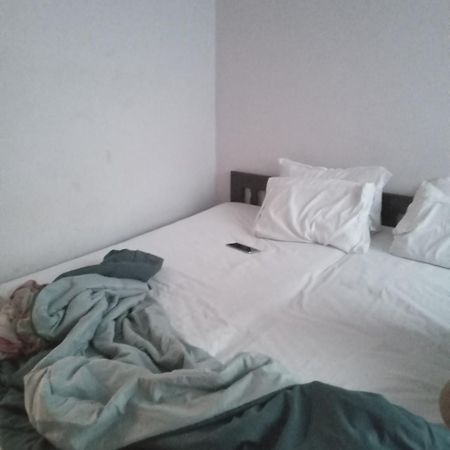 Kapil Traders Bed & Breakfast Ню Делхи Екстериор снимка