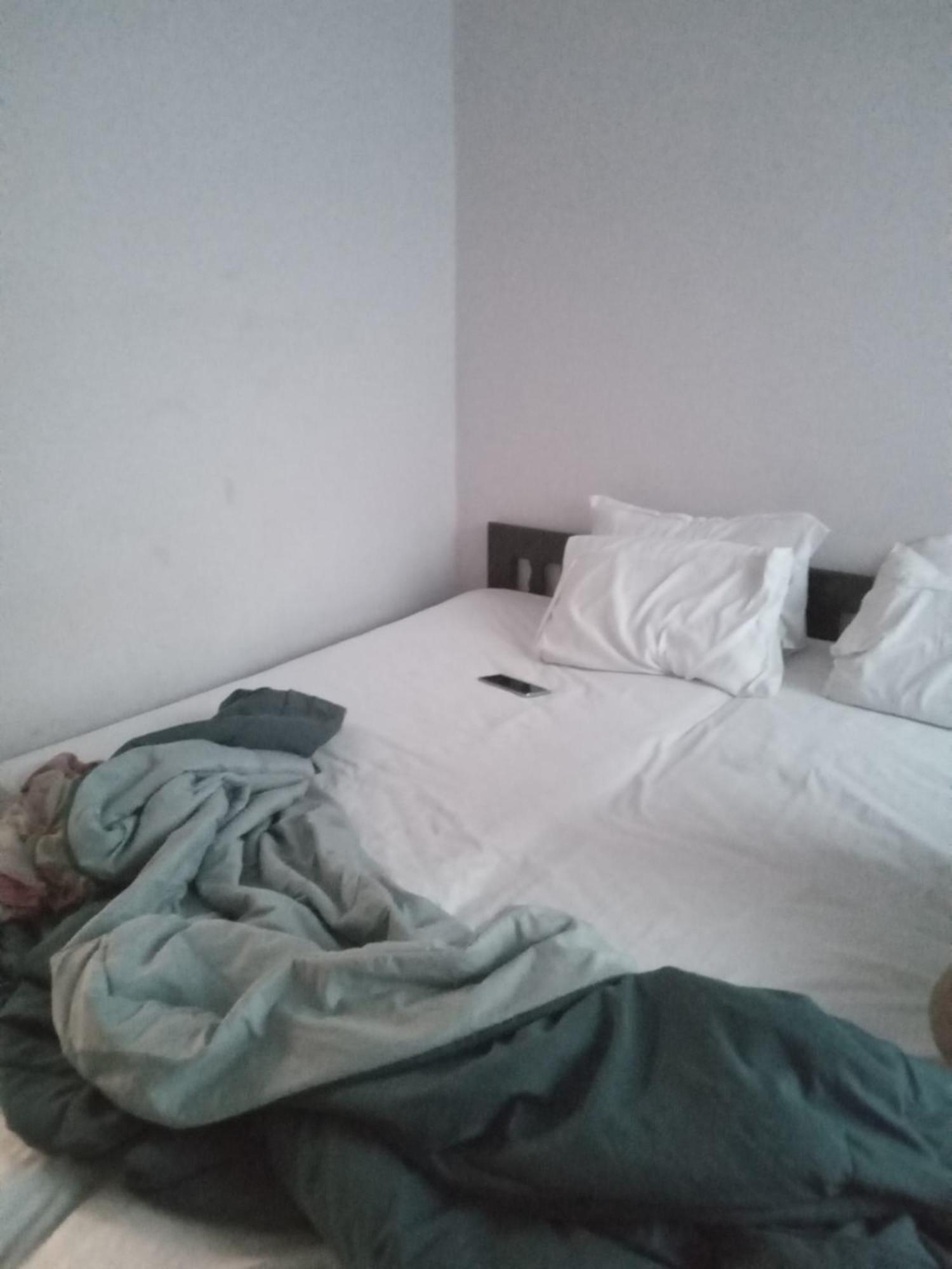 Kapil Traders Bed & Breakfast Ню Делхи Екстериор снимка